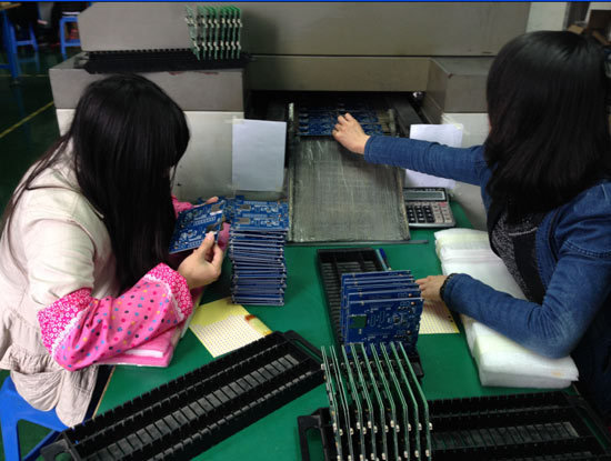 Visual inspection for motherboards